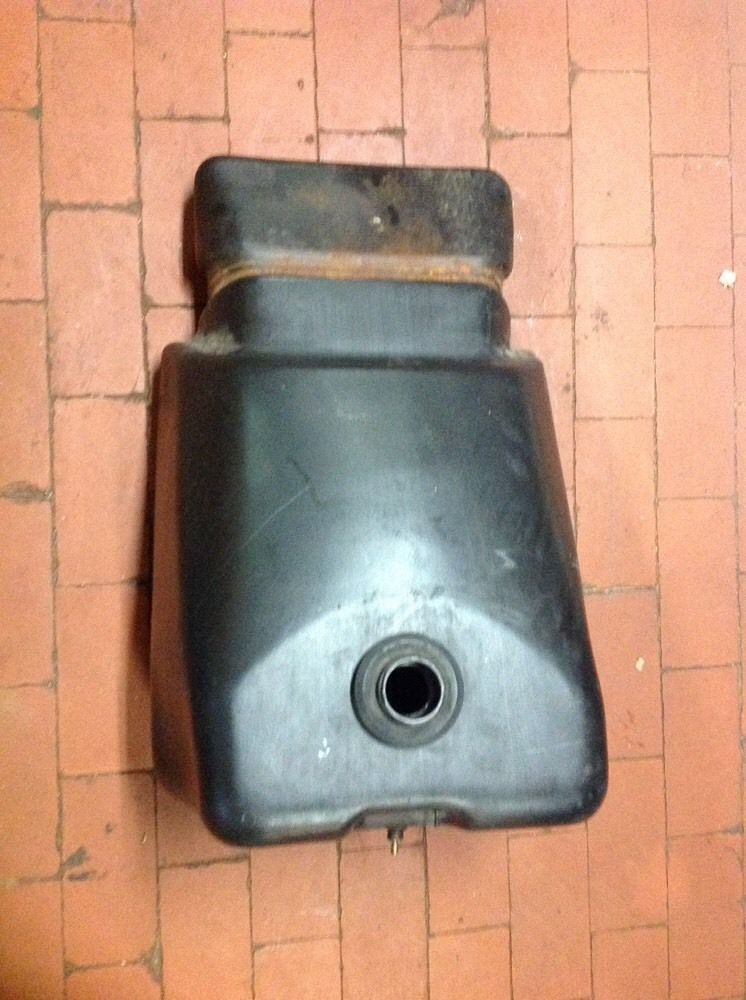 Gas Tank For 91 Indy 500 Part Number 5431130