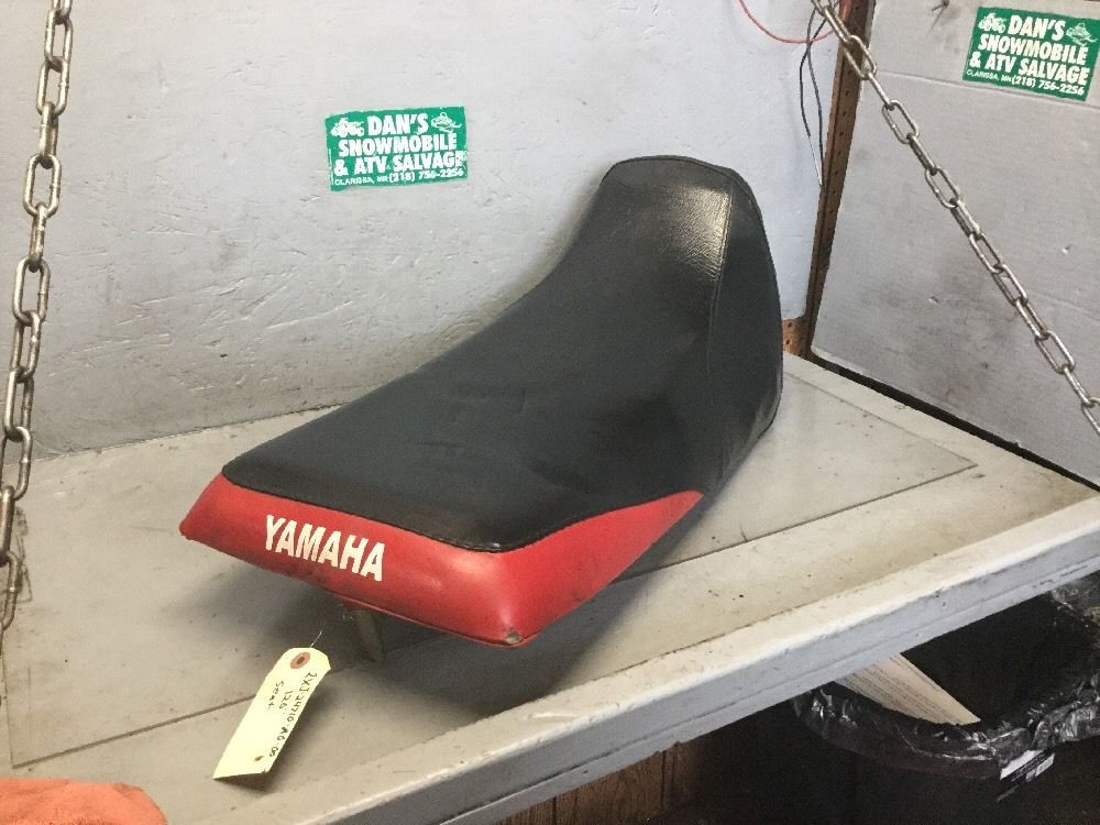 Seat Red Black Original Yamaha 91 Blaster 200 ATV 2x4 # 2XJ-24710-A0-00
